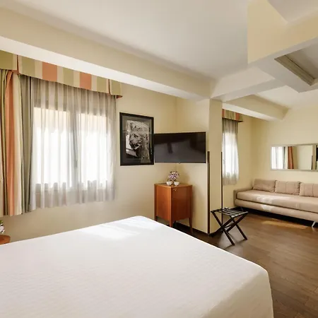 Dei Cavalieri - La Reggia 4*