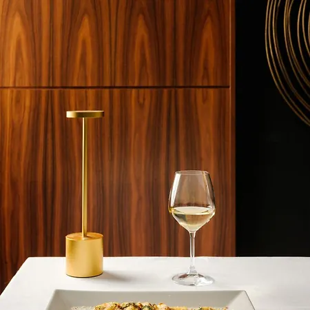 Hotel Dei Cavalieri - La Reggia 4*
