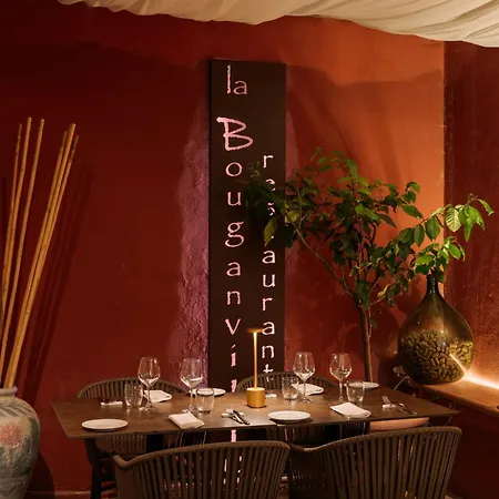 Dei Cavalieri - La Reggia 4* Caserta