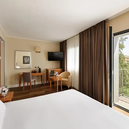 Dei Cavalieri - La Reggia Hotel 4*