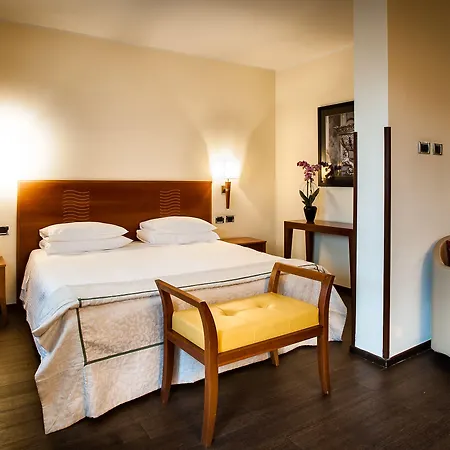 Hotel Dei Cavalieri - La Reggia