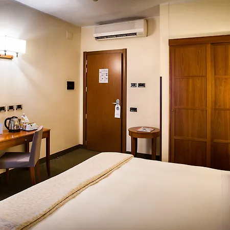 Dei Cavalieri - La Reggia 4*