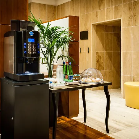 Dei Cavalieri - La Reggia 4* Caserta