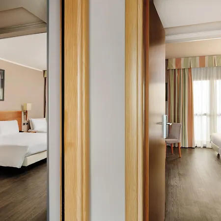 Otel Dei Cavalieri - La Reggia 4*