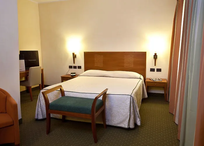 Dei Cavalieri - La Reggia Hotel 4*