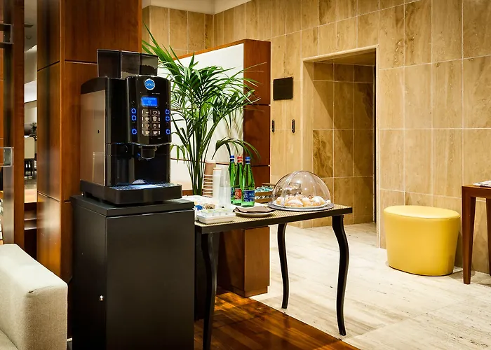 Dei Cavalieri - La Reggia 4* Caserta